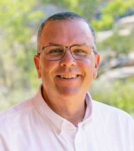 Paul Aspelin in white shirt